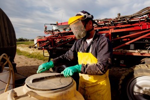 ліцензія на торгівлю пестицидами та агрохімікатами